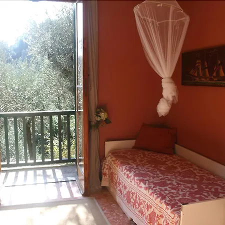 לינה וארוחת בוקר B&B Portofino 3*